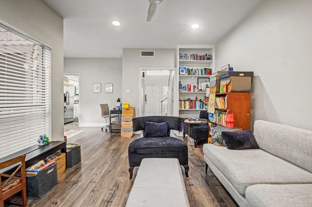 7447 Cambridge Street 73, Houston, TX 77054