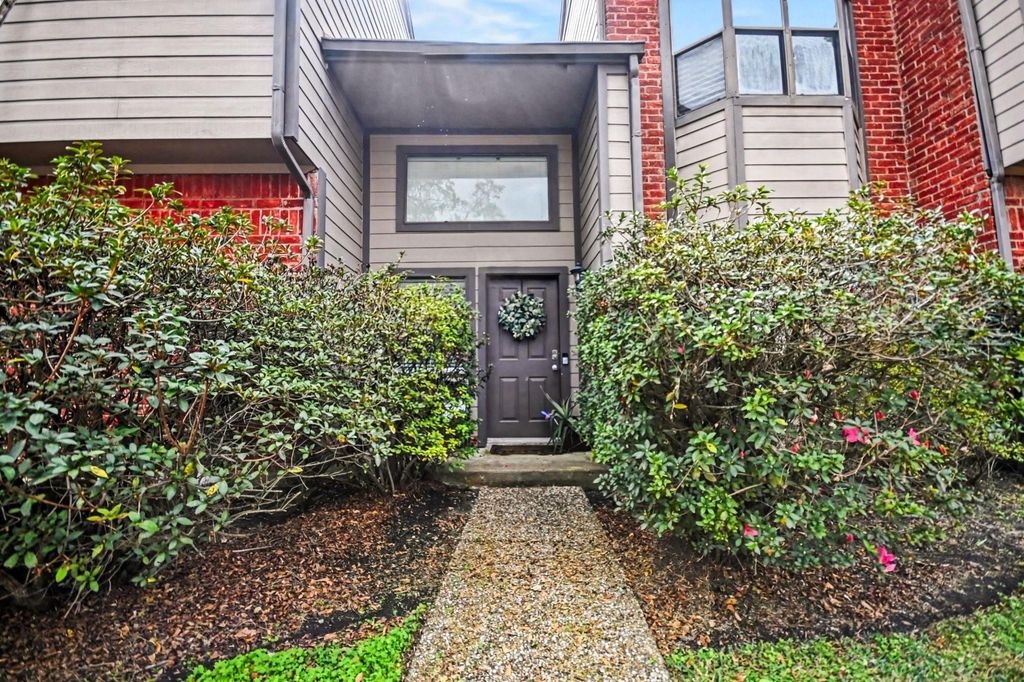 7447 Cambridge Street 73, Houston, TX 77054