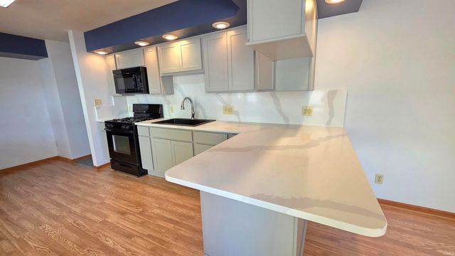 10978 E Robin Lane, Walkerton, IN 46574