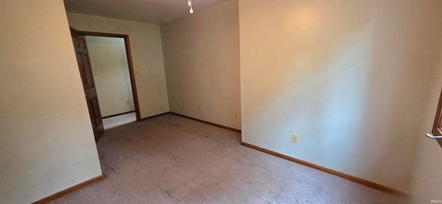 10978 E Robin Lane, Walkerton, IN 46574