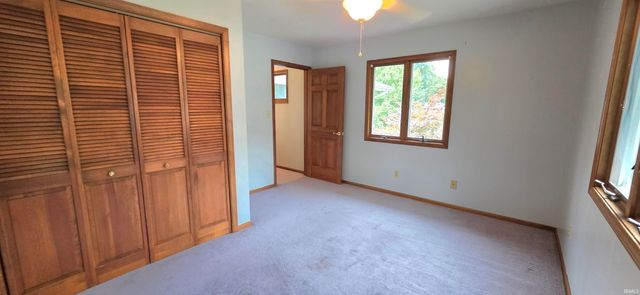 10978 E Robin Lane, Walkerton, IN 46574