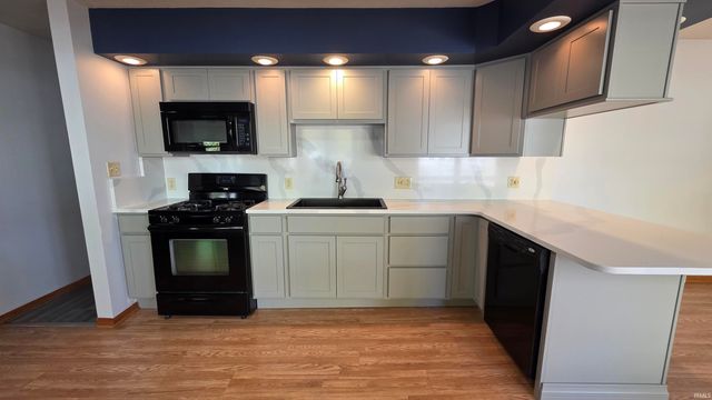 10978 E Robin Lane, Walkerton, IN 46574