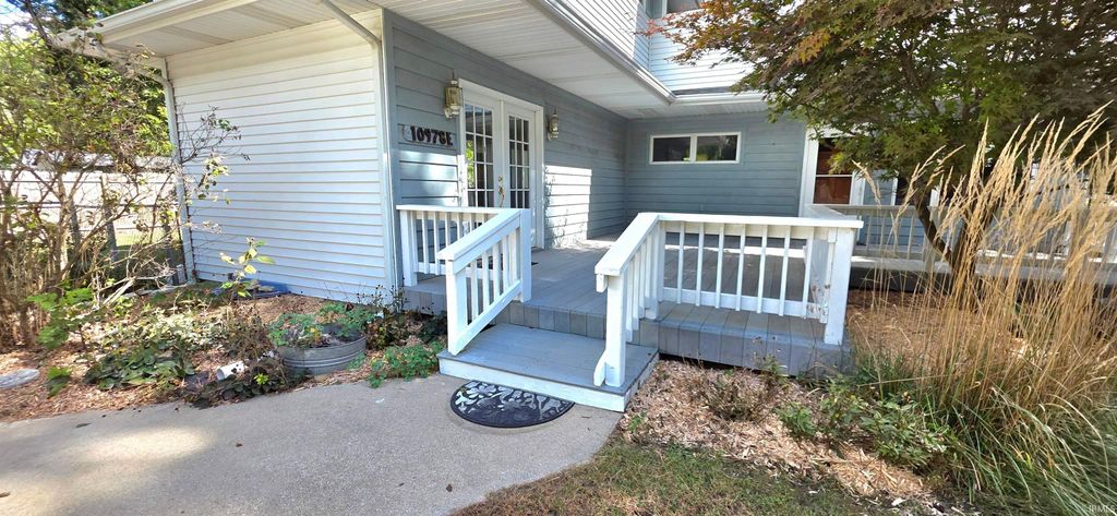 10978 E Robin Lane, Walkerton, IN 46574