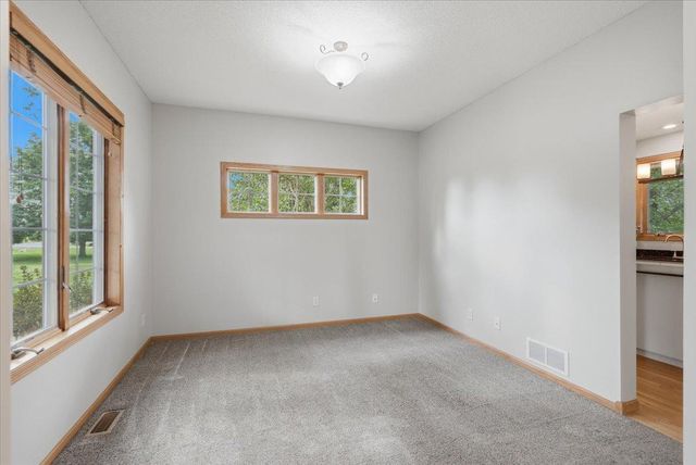 964 Fraser Lane, Hudson, WI 54016