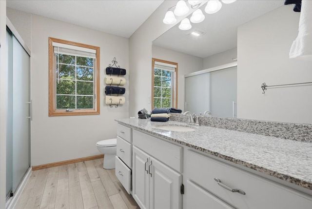 964 Fraser Lane, Hudson, WI 54016