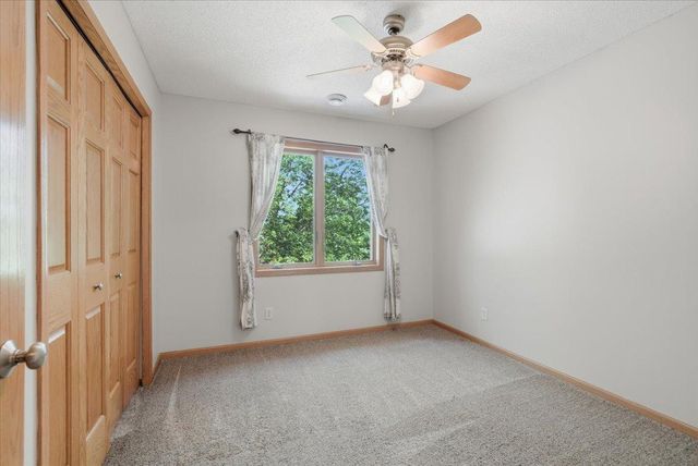 964 Fraser Lane, Hudson, WI 54016