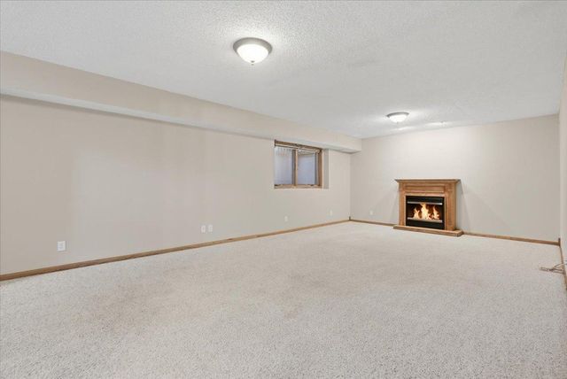 964 Fraser Lane, Hudson, WI 54016