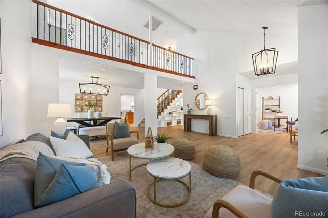 3085 E Hinsdale Avenue, Centennial, CO 80122