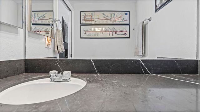 4368 Temecula St 205, San Diego, CA 92107