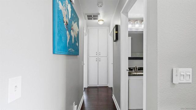 4368 Temecula St 205, San Diego, CA 92107