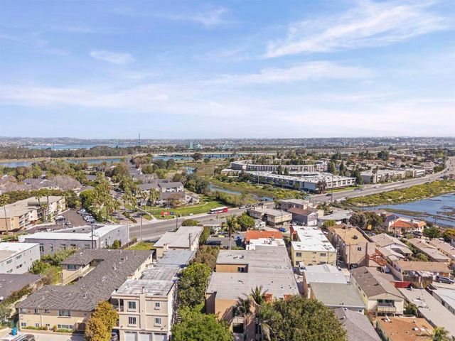 4368 Temecula St 205, San Diego, CA 92107