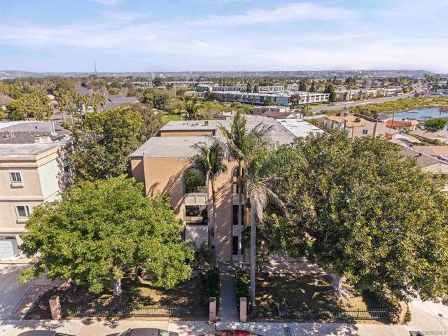 4368 Temecula St 205, San Diego, CA 92107