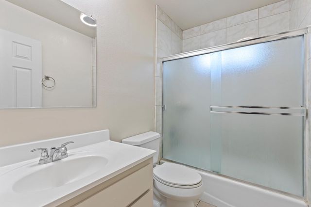 535 W Lowell Ave, Tracy, CA 95376