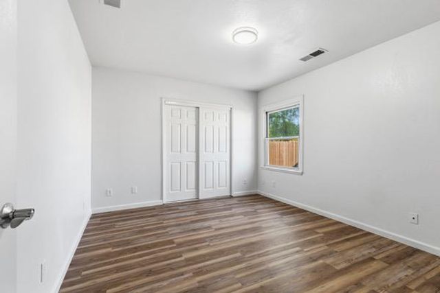 535 W Lowell Ave, Tracy, CA 95376