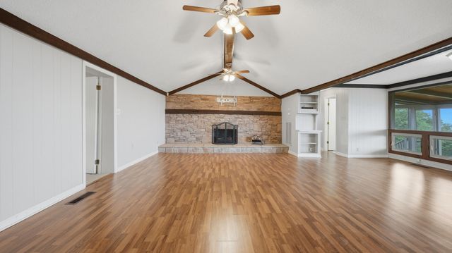 12024 Laurbrow Road, Soddy Daisy, TN 37379