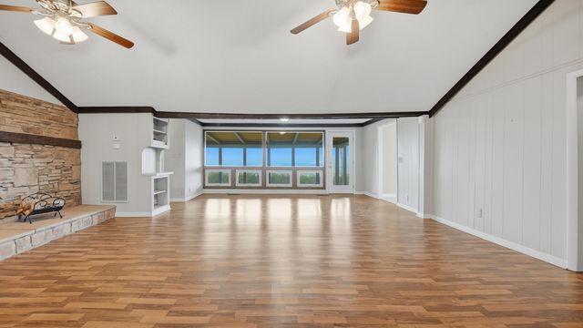 12024 Laurbrow Road, Soddy Daisy, TN 37379