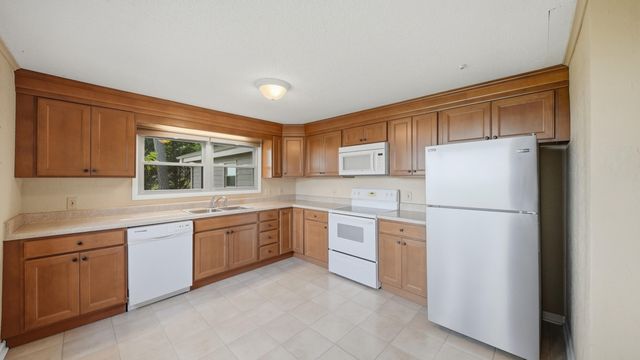 12024 Laurbrow Road, Soddy Daisy, TN 37379