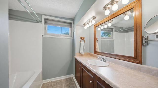 12024 Laurbrow Road, Soddy Daisy, TN 37379
