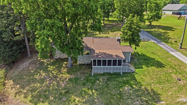 12024 Laurbrow Road, Soddy Daisy, TN 37379