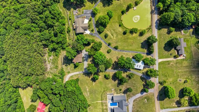 12024 Laurbrow Road, Soddy Daisy, TN 37379
