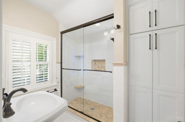 3415 Principio Avenue, Cincinnati, OH 45208