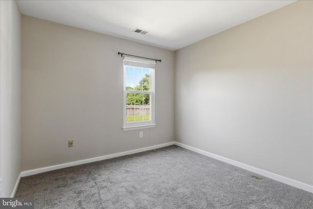 111 CONNERY TER SW, Leesburg, VA 20175