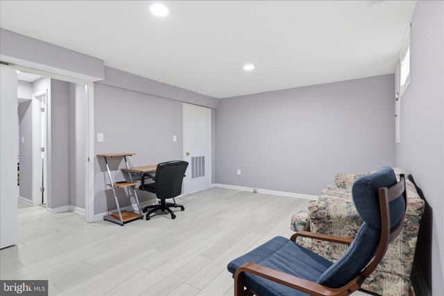 111 CONNERY TER SW, Leesburg, VA 20175