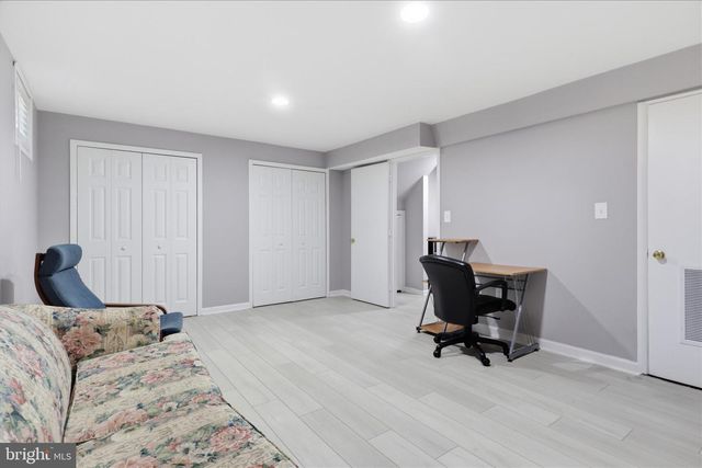 111 CONNERY TER SW, Leesburg, VA 20175