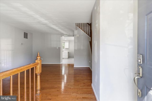 111 CONNERY TER SW, Leesburg, VA 20175