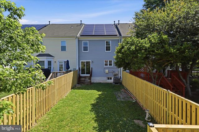 111 CONNERY TER SW, Leesburg, VA 20175