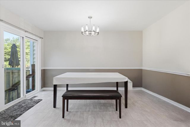 111 CONNERY TER SW, Leesburg, VA 20175