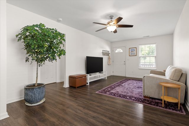 2726 Cannon Avenue, Chattanooga, TN 37404