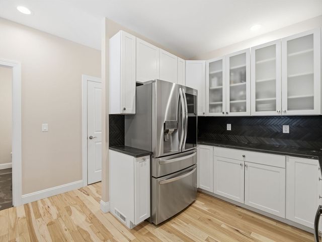 4 Wilshire Ln, Pelham, NH 03076