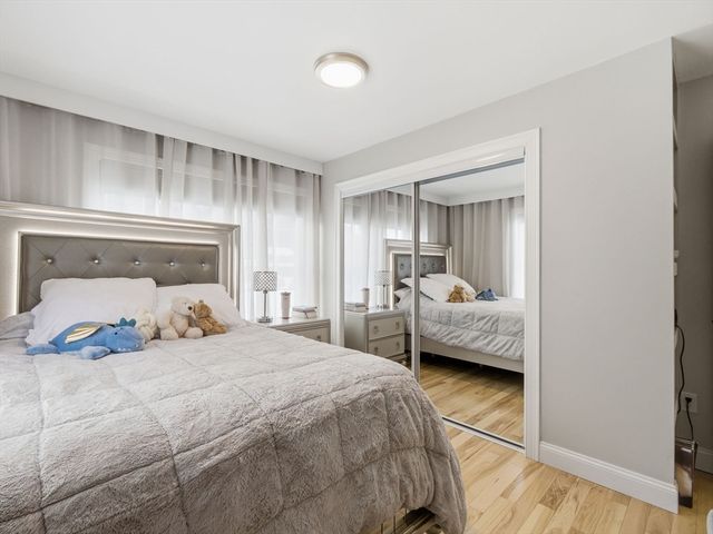 4 Wilshire Ln, Pelham, NH 03076