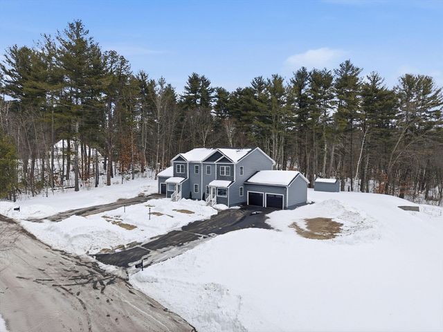4 Wilshire Ln, Pelham, NH 03076