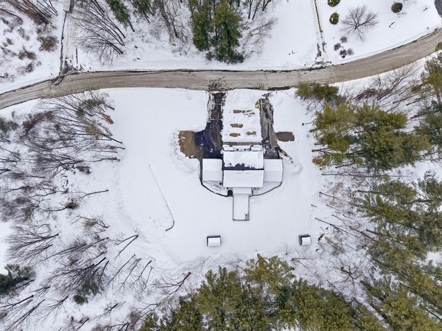 4 Wilshire Ln, Pelham, NH 03076