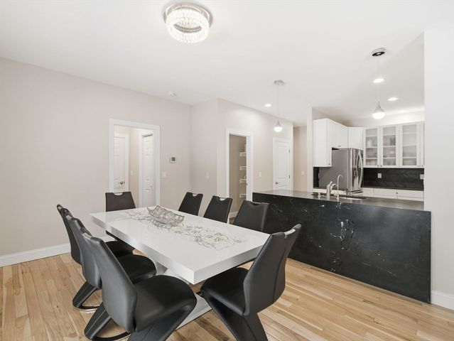 4 Wilshire Ln, Pelham, NH 03076