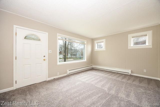 1353 Pagel Avenue, Lincoln Park, MI 48146