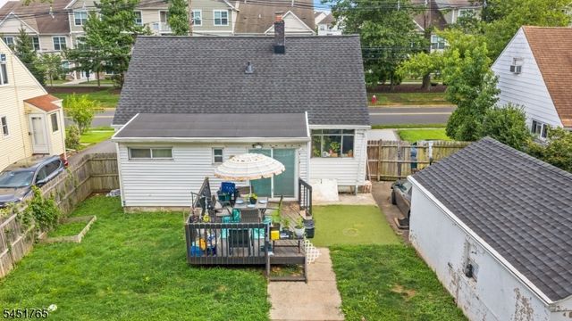 484 Raritan Rd, Roselle Boro, NJ 07203