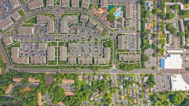 484 Raritan Rd, Roselle Boro, NJ 07203