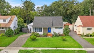 484 Raritan Rd, Roselle Boro, NJ 07203