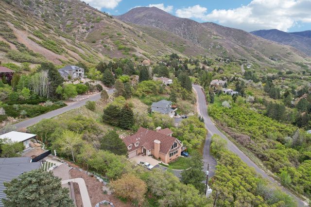 2686 E BONNEVILLE TERRACE DR, Ogden, UT 84403