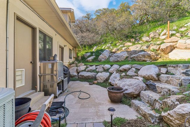 2686 E BONNEVILLE TERRACE DR, Ogden, UT 84403