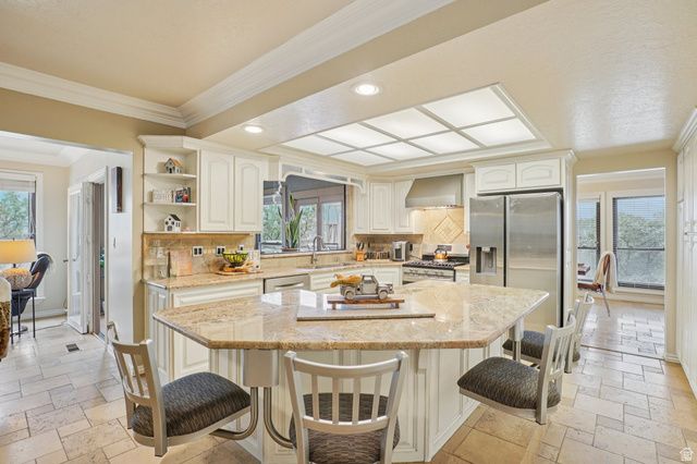 2686 E BONNEVILLE TERRACE DR, Ogden, UT 84403