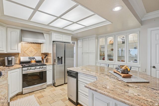 2686 E BONNEVILLE TERRACE DR, Ogden, UT 84403