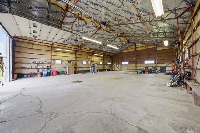 1026 S Schoolhouse Road, New Lenox, IL 60451