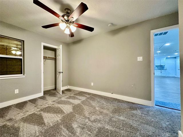 10210 Ashville Drive, Houston, TX 77051