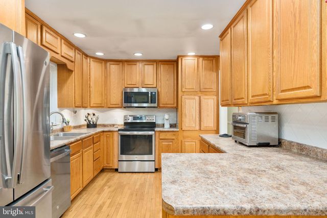 65 JOSHUA RD, Stafford, VA 22556