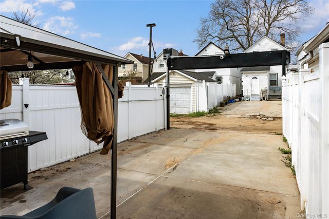 11518 147th Street, Jamaica, NY 11436