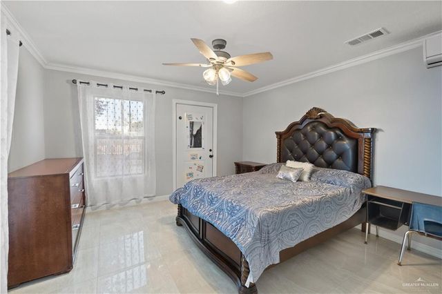 9230 N Moorefield Road, Mission, TX 78574